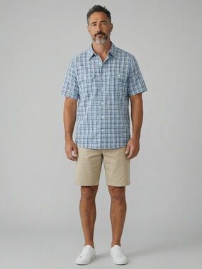 Duluth Trading Men L Plaid Short Sleeve Button Down Shirt  Standard Fit Untucked